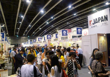 香港最大級の国際総合食品見本市「FOOD EXPO 2015」。ジャパンパビリオンを設置し、各国のバイヤーと商談。