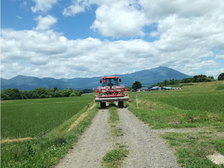 雫石町は日本百名山、標高2,038メートルの岩手山のふもとに位置する。