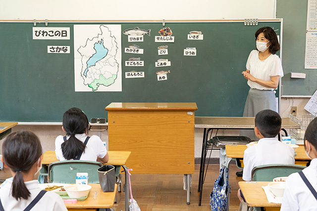 写真:「びわ湖の日」についての特別なお話