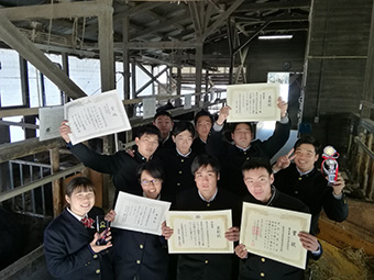 写真:鹿児島県鹿屋農業高等学校の皆さん