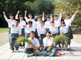 写真:おもてなし企画に取り組んだメンバー