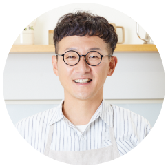 馬場裕之さん(お笑いトリオ ロバート)