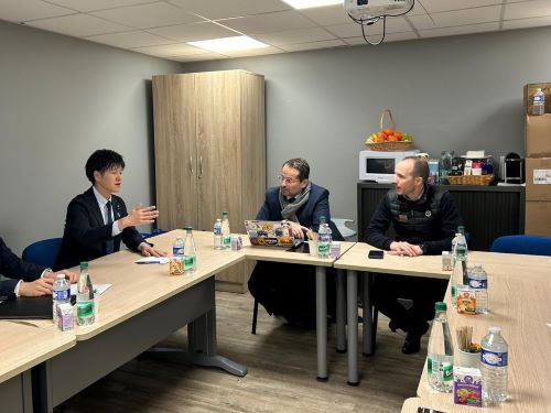 スーパーマーケット「カルフール」