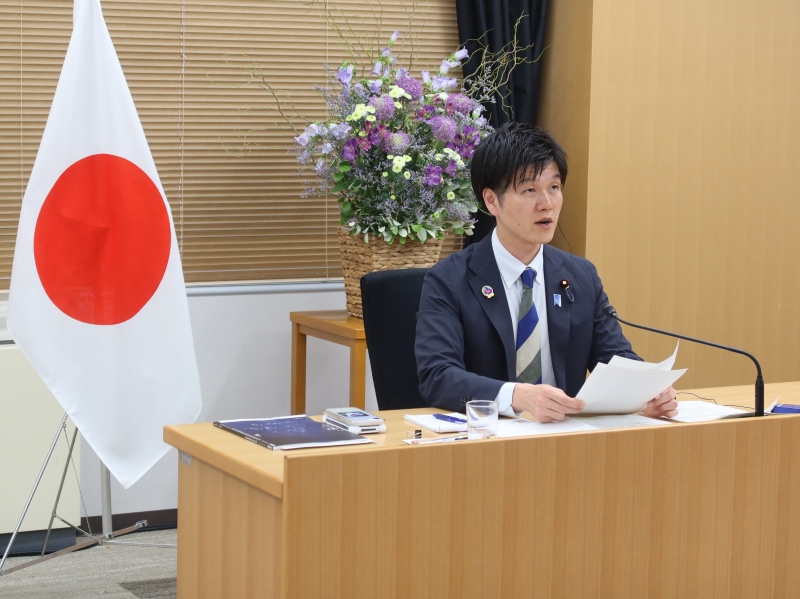 大臣発言