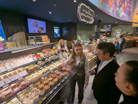 リヴィウ市内食品小売の現地視察