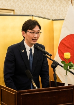 立上げ式