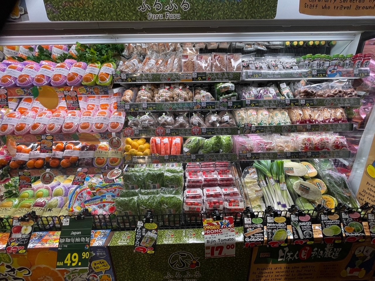 現地日系小売店の様子(日本産青果物)