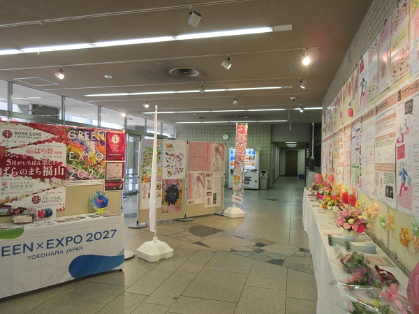 岡山市役所での花展示の様子