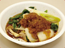 白菜・ねぎ・大根たっぷり“ノアの水炊き”