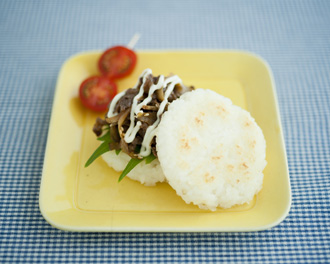 ごぼう入り焼き肉ライスバーガー