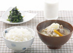  具沢山豚汁・ホウレン草海苔和え