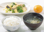 鮭と野菜のオーブン焼き・葱とわかめのみそ汁