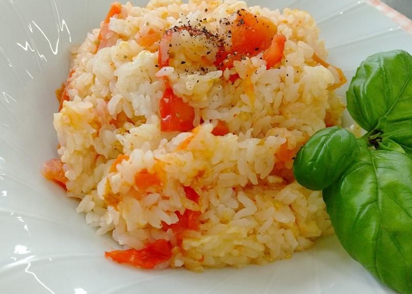 102.トマチーご飯(トマトとチーズの炊き込みご飯).jpg