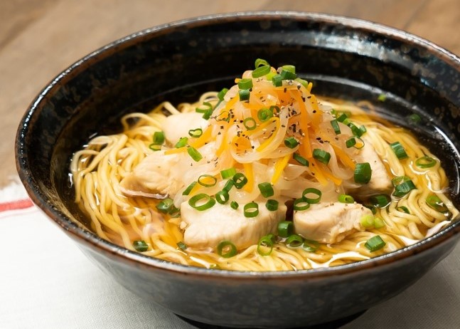 25.たっぷり新玉ねぎの南蛮ラーメン.jpg