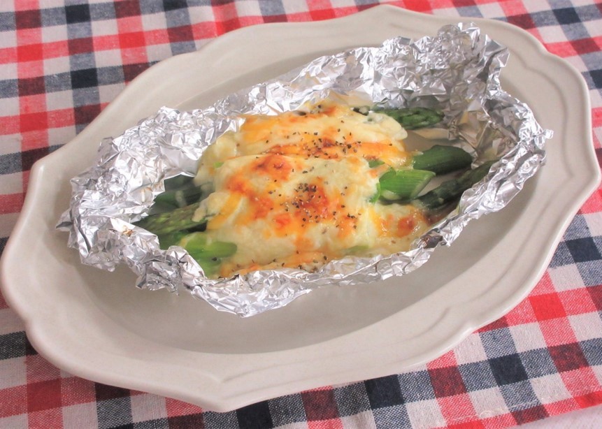 42.ヘルシー♪アスパラと豆腐のホイル焼きグラタン.jpg