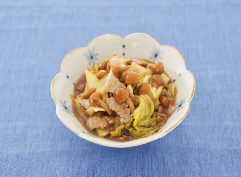 なめこ・キャベツ・豚肉のあっさり煮