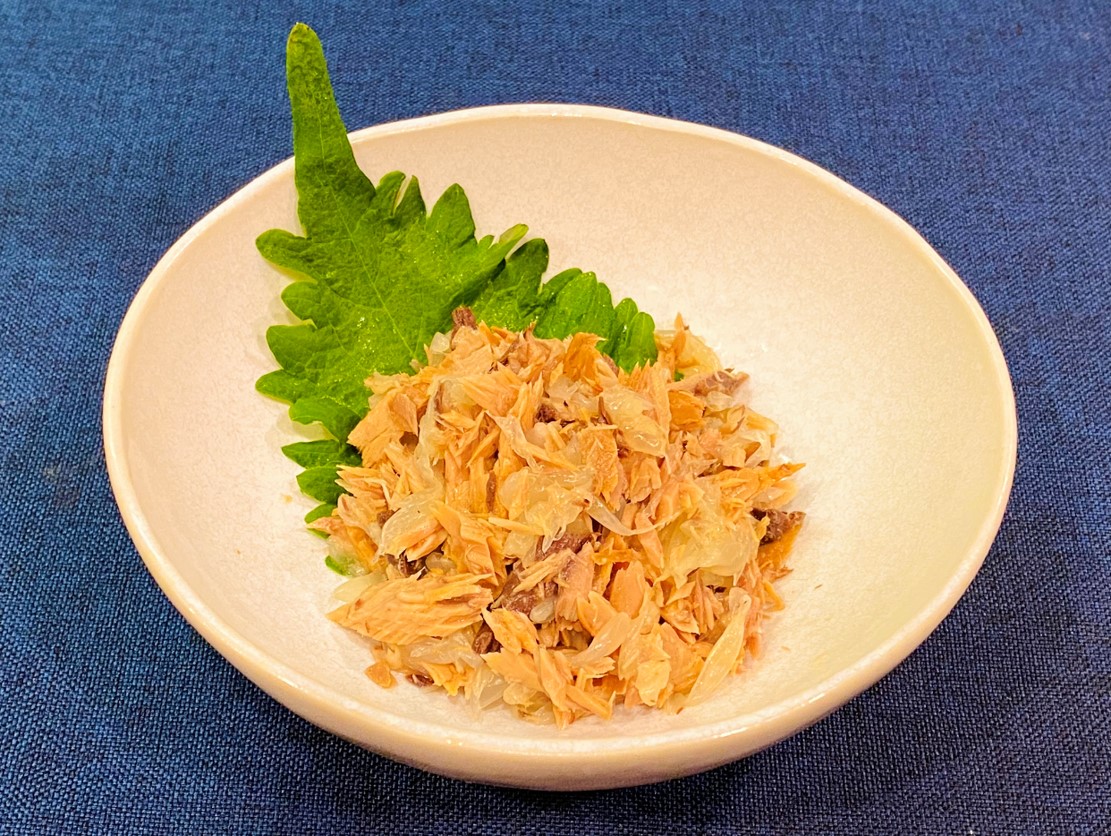 混ぜるだけ!土佐文旦とカツオフレークの和え物