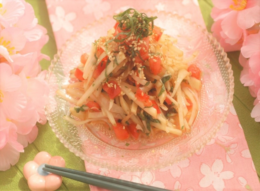 新じゃがとトマトのシャキシャキサラダ