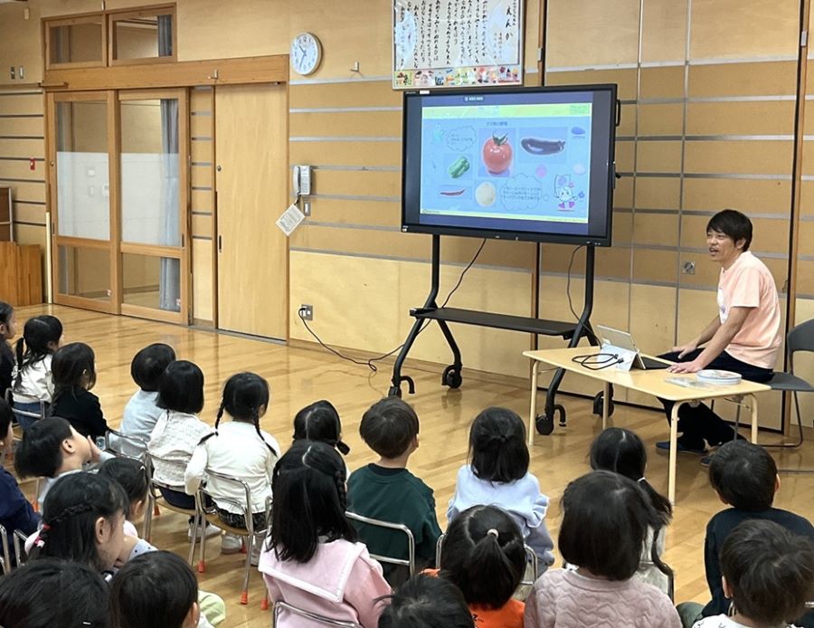 中央区立中央幼稚園における食育ワークショップの様子