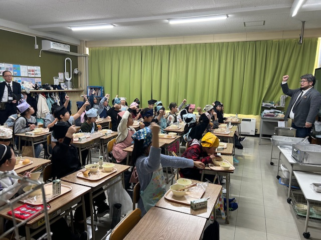 給食