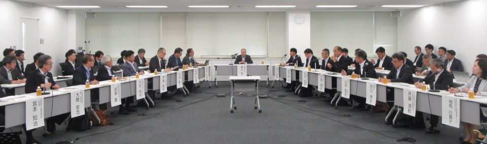 9月17日、北海道での意見交換の様子です。