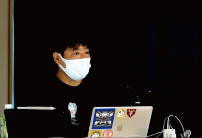 中西利文氏