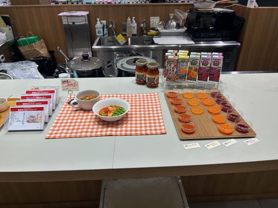 春野菜料理の試食