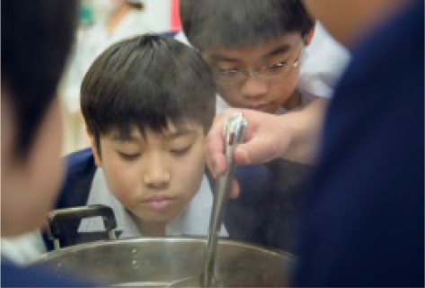 和食給食応援団の食育授業の様子