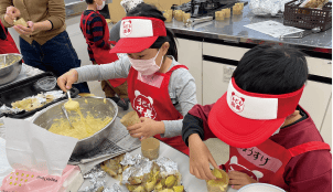 「こどもマルシェ」の準備