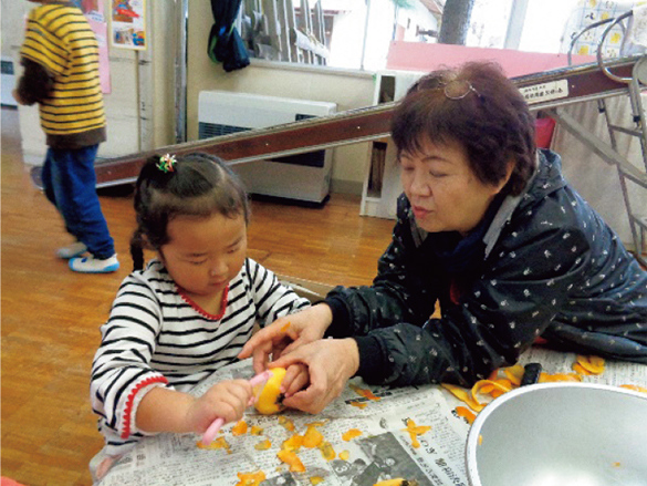 干し柿作りの様子