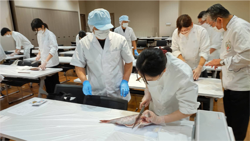 魚のおろし方の実習
