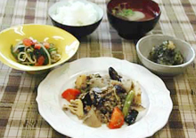 「根菜とひき肉のしぐれ煮定食」