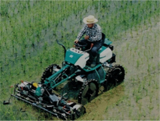 自動操舵付き水田除草機