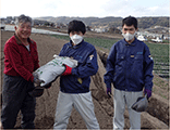 諫早農業高校で生産された肥料を利用する生産者 諫早農業高校で生産された肥料を利用する生産者
