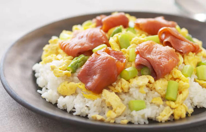 Chirashi-zushi
