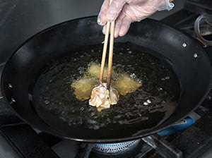鶏のから揚げ3