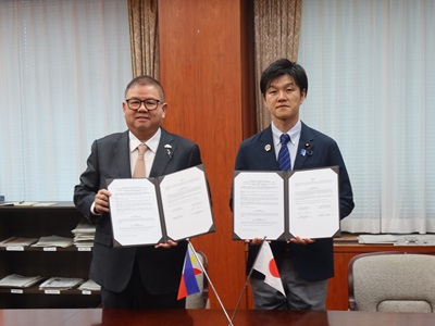 フィリピン農業大臣との署名