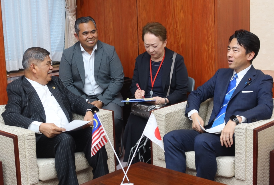 モハマド・サブ・マレーシア農業・食料安全保障大臣との会談