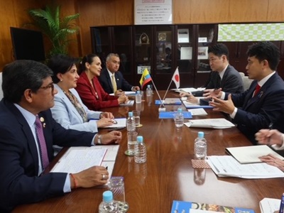 エクアドル共和国外務・移民大臣等との会談