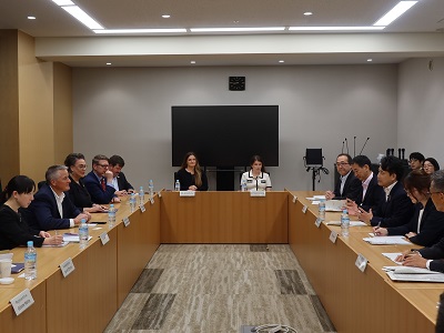 米国連邦下院議員団との会談