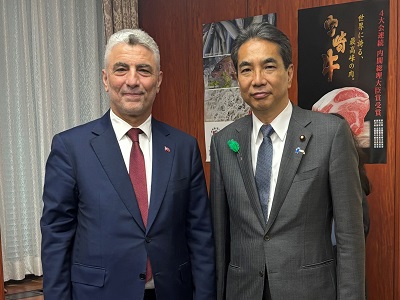 トルコ共和国貿易大臣との握手