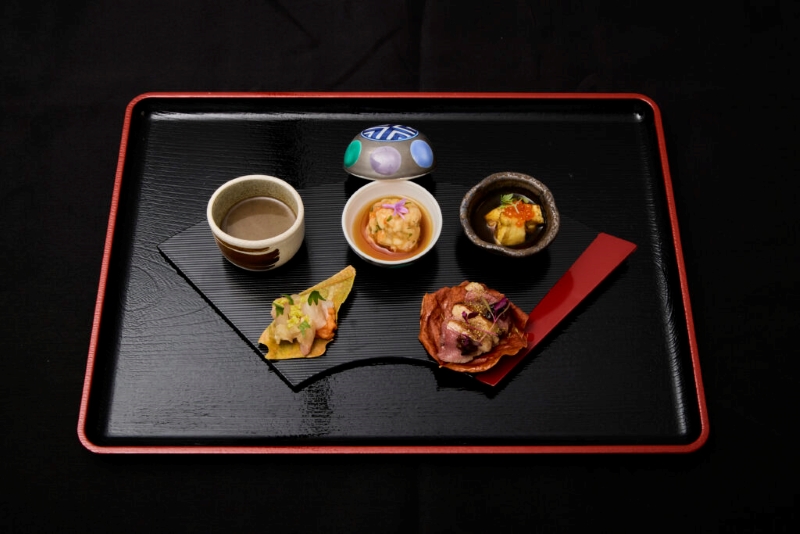 三位の料理01