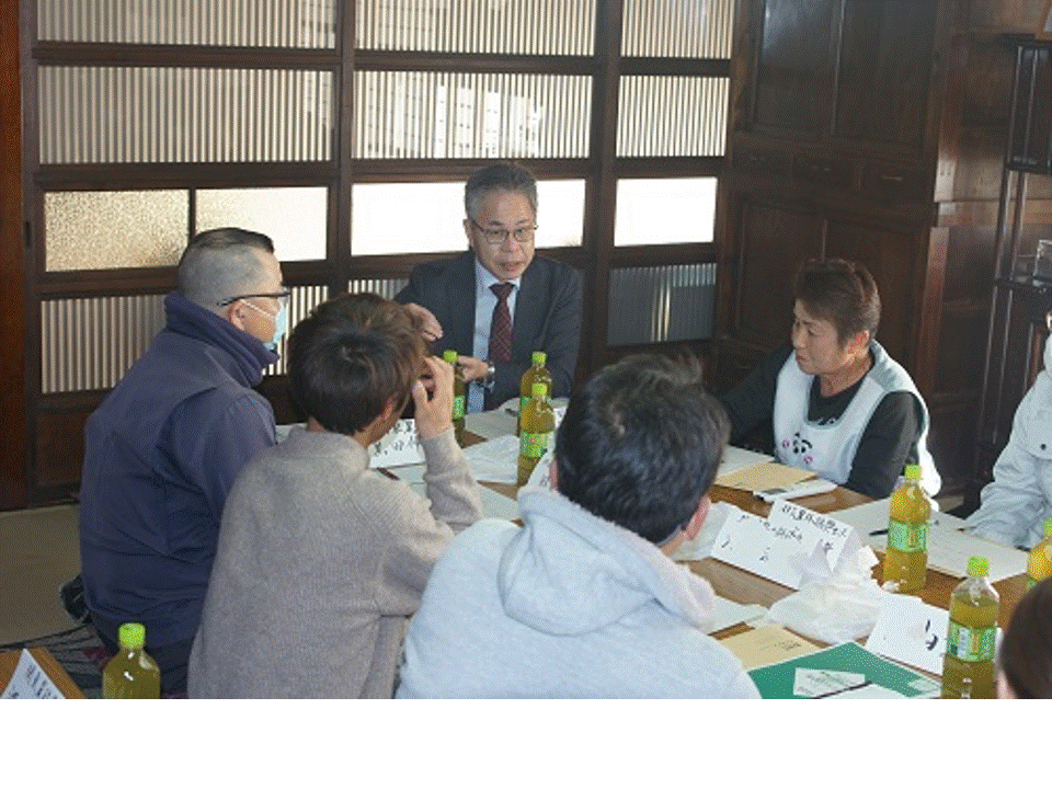 秩父市の新規就農者との意見交換会