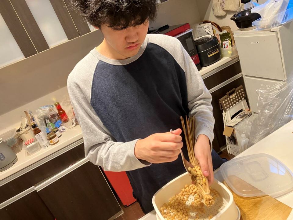 納豆を作っている様子