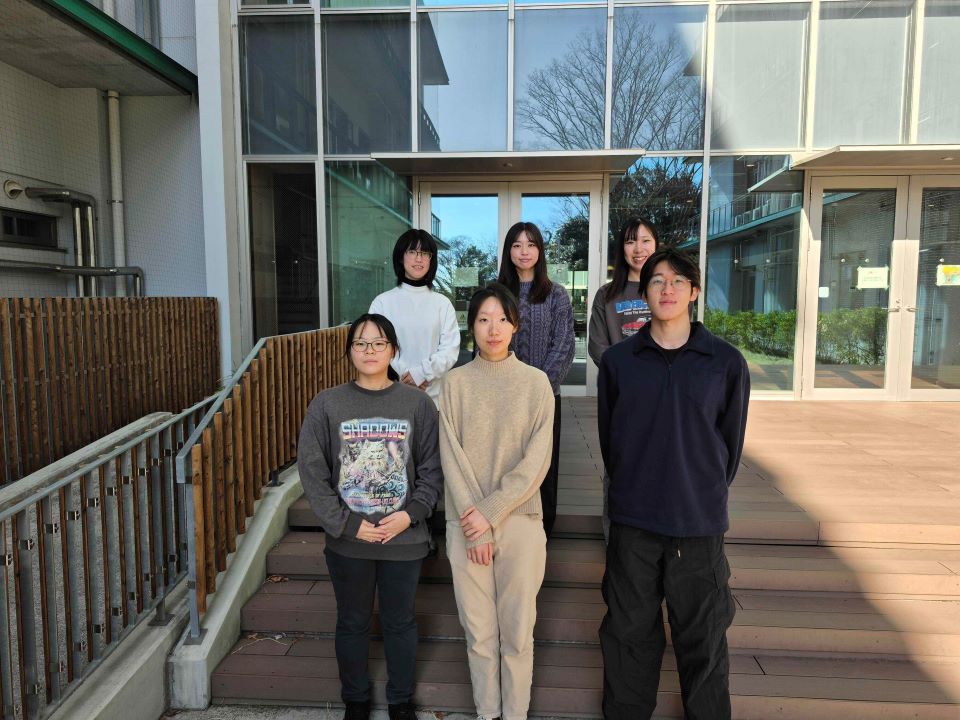 活動メンバーの集合写真