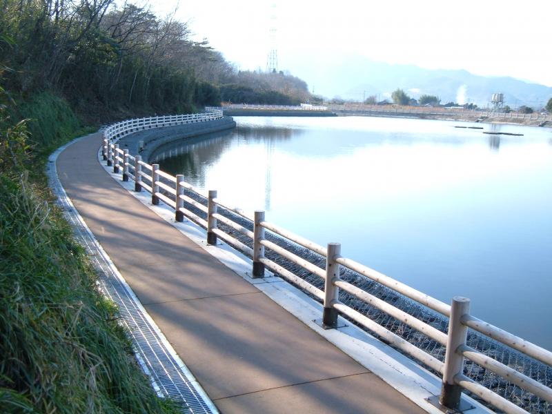 羽根倉池改修後写真1