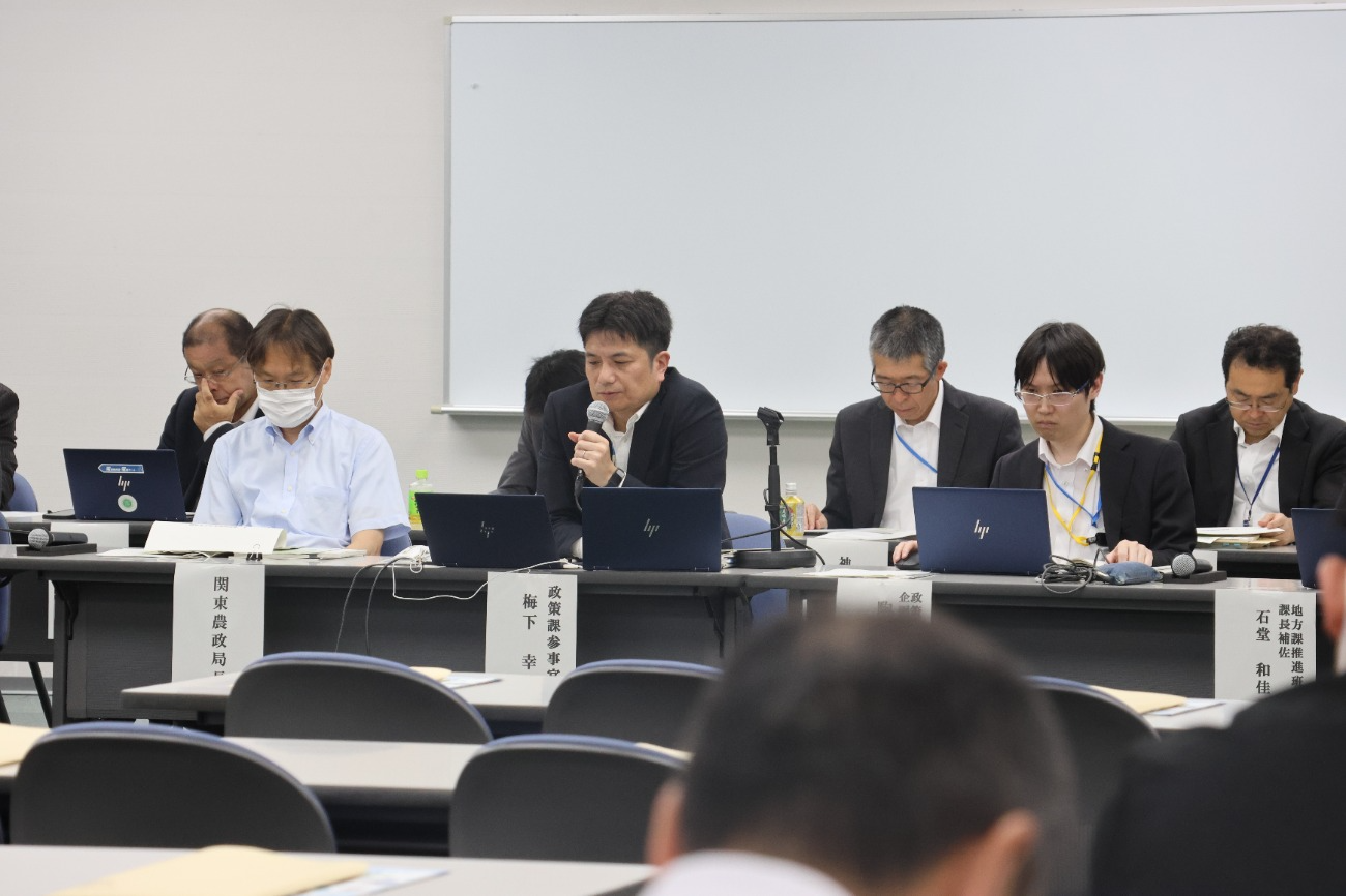 r7_kihonkeikaku_setsumeikai.JPG