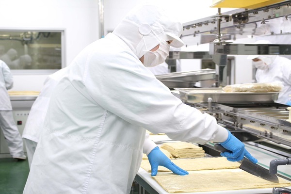 湯葉製造の様子
