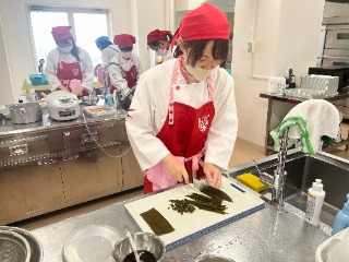 甲南女子大学 実習の様子