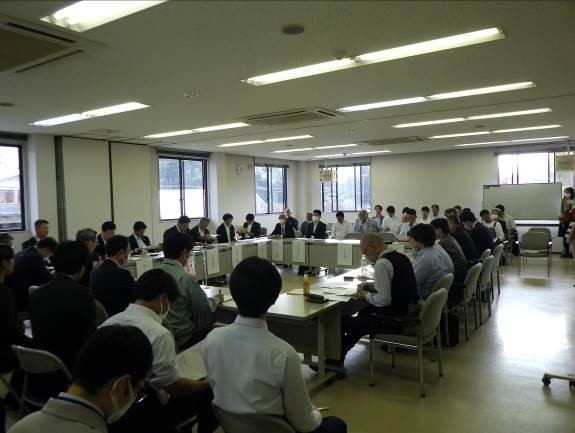 室内検討会